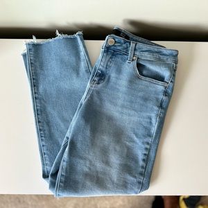 1822 Denim Straight Leg Lightwash Jeans-size 10